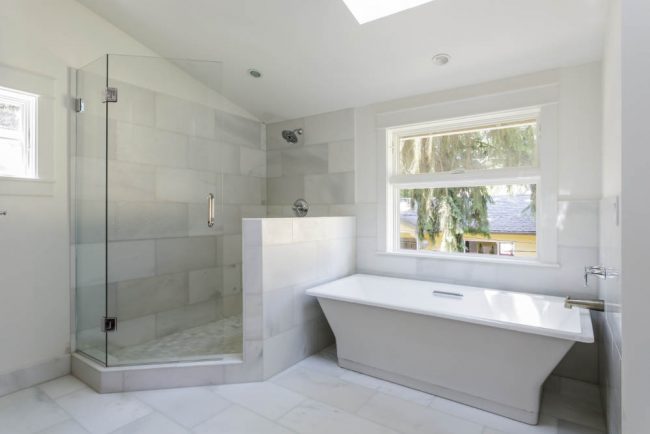 Why Glass Shower Doors Are So Great | Victorville Home Interior Design