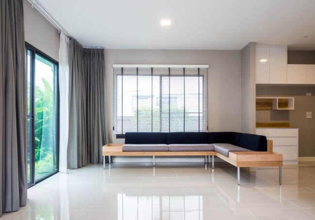 When Is It Time for New Sliding Glass Doors? | Vern's Glass Custom