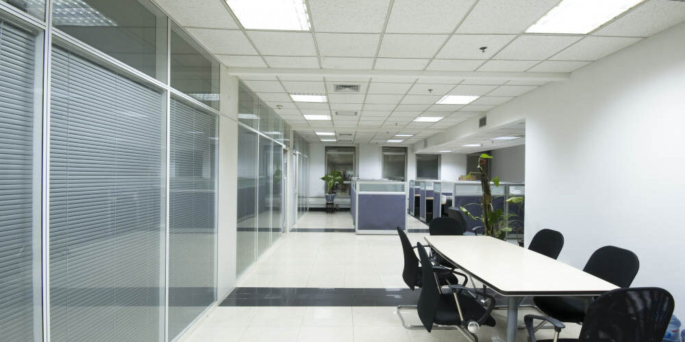 Are You Wondering about Window Walls? | Vern's Glass